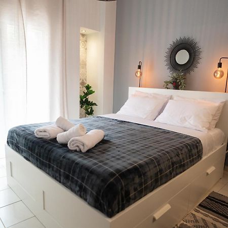 Sapphire Majesty Suite By Heaven'S Hall Luxury Suites Alexandroupolis Buitenkant foto
