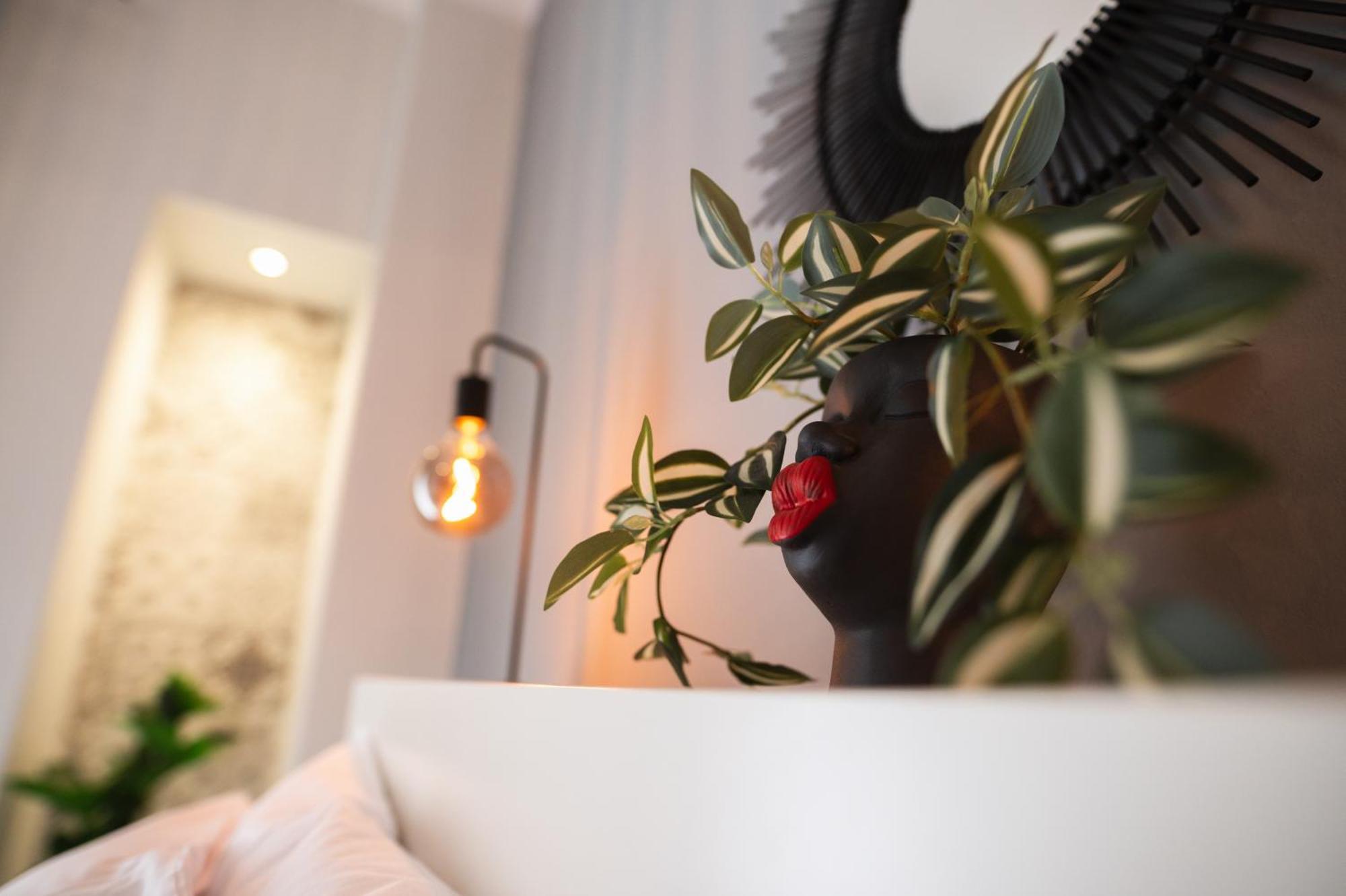 Sapphire Majesty Suite By Heaven'S Hall Luxury Suites Alexandroupolis Buitenkant foto